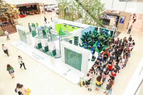 리앤컴이 컨셉트 및 디자인을 개발한 이니스프리 글로벌 팝업 스토어 ‘New Hydration Station’