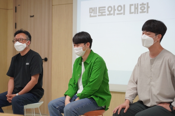 최인봉 디렉터마켓 대표, 이승재 아이디엇 대표, 안정헌 아이디엇 AD (왼쪽부터)