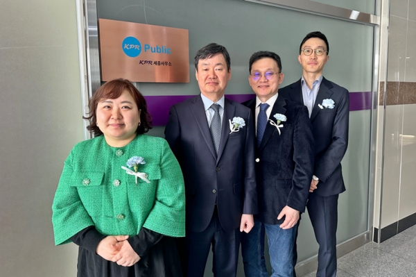 KPR 세종사무소 개소식 (왼쪽부터, 신명희 총괄, 김주호 사장, 박희균 소장, 황재모 실장)